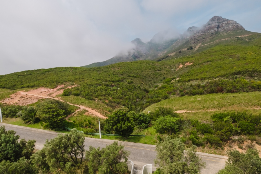 1 Bedroom Property for Sale in Vredehoek Western Cape